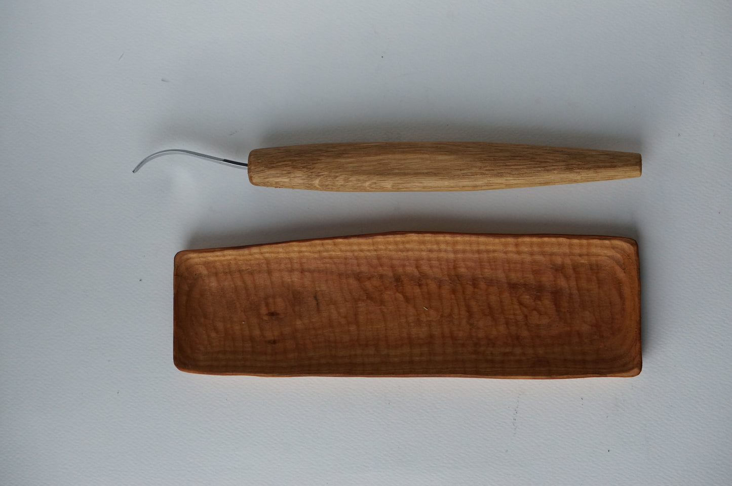 Open curve hook knife